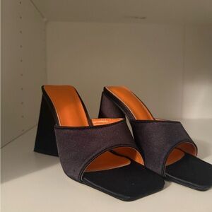 Stylish Black Satin Women's Mules